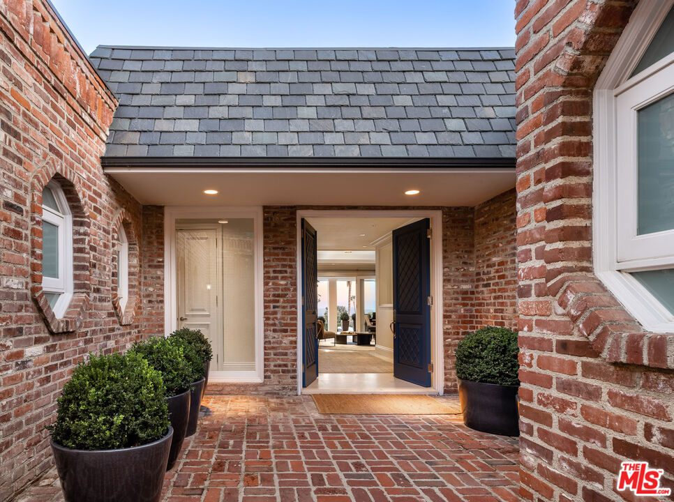MLS #26850523 image #3