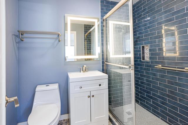752 Monserate Ave, Chula Vista CA: https://media.crmls.org/mediaz/66629271-8c99-4db2-be58-122290a35355.jpg