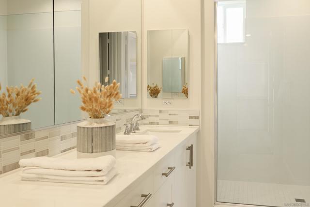 Image 31 of 57 For 3269 Vestra Way