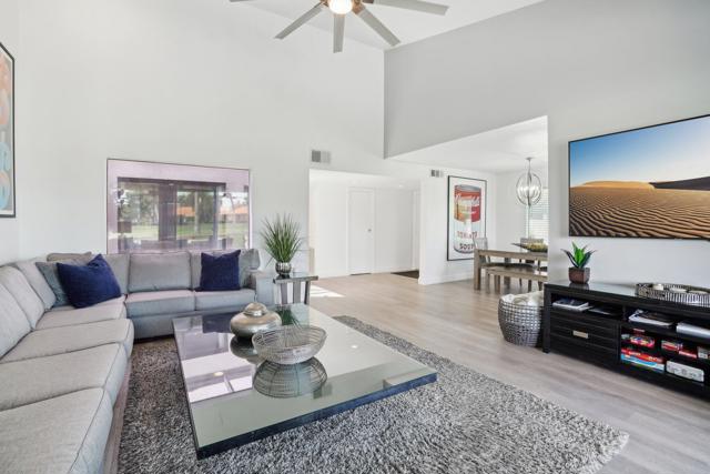 10 Padron Way, Rancho Mirage CA: https://media.crmls.org/mediaz/66642880-08be-4bff-9748-01992d6437fa.jpg