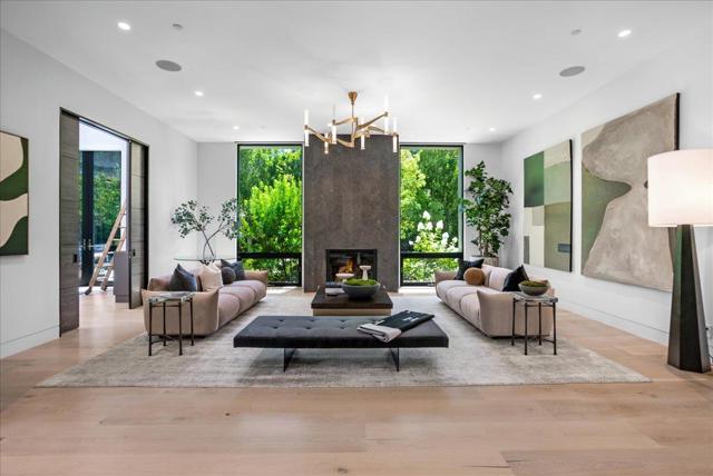 88 Tuscaloosa Avenue, Atherton CA: https://media.crmls.org/mediaz/6664a0c1-ff9a-497f-bca3-b687d5895e09.jpg