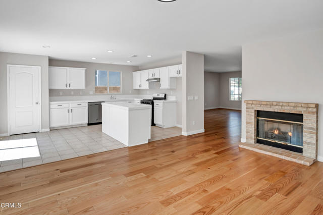 45736 17th W Street, Lancaster CA: https://media.crmls.org/mediaz/6665333a-3959-43da-985a-9c27f4b8358a.jpg