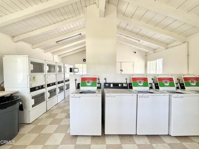 1300 Saratoga Avenue, Ventura CA: https://media.crmls.org/mediaz/66659fe0-77d4-433b-af95-1ea9827dfc3a.jpg