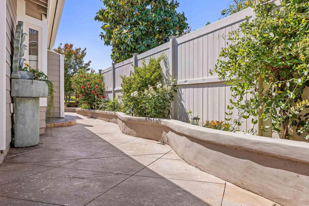 907 Wentworth Circle - photo 18