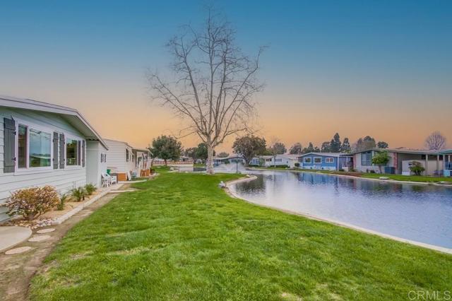 276 N El Camino Real, Oceanside CA: https://media.crmls.org/mediaz/6665e98a-11c0-4ae5-ad5f-164f6448adbd.jpg
