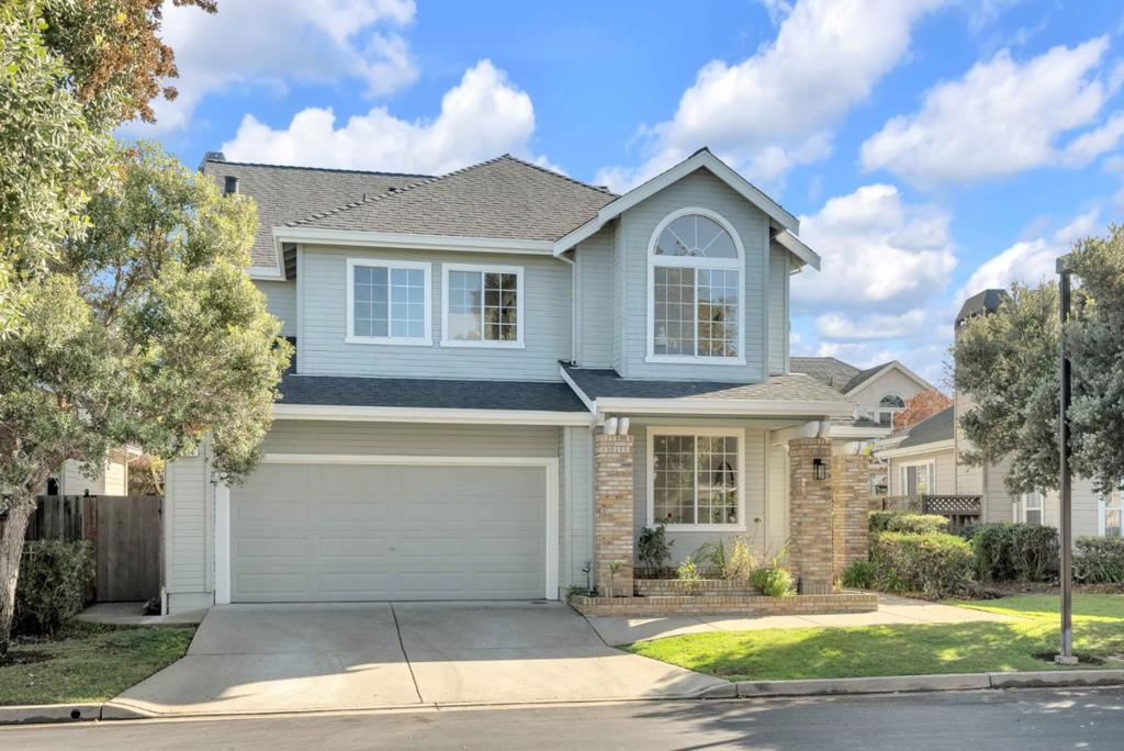 814 Schooner Bay Drive