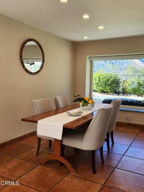 Detail Gallery Image 10 of 26 For 548 Live Oak Circle Dr, Calabasas,  CA 91302 - 5 Beds | 3 Baths