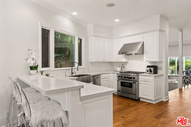 7354 Trask Avenue, Playa del Rey CA: https://media.crmls.org/mediaz/66676099-cb78-4c10-9f90-c479b382d638.jpg