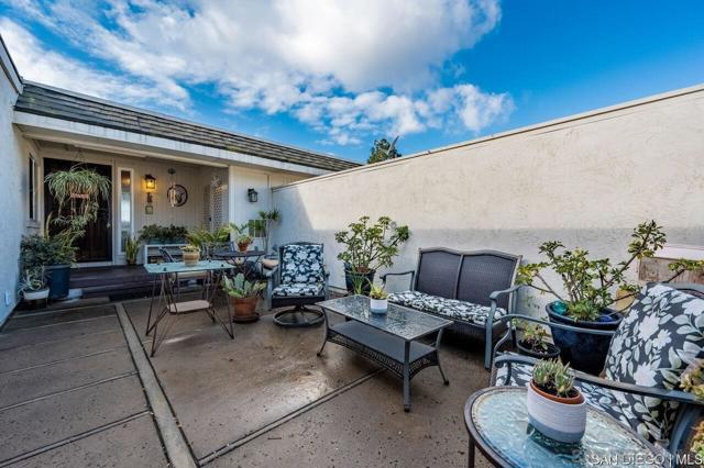 6351 Caminito Marcial, San Diego, California 92111, 2 Bedrooms Bedrooms, ,2 BathroomsBathrooms,Condominium,For Sale,Caminito Marcial,250028325SD