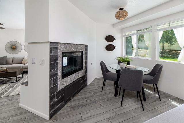 42059 Avenida Vista Ladera, Temecula CA: https://media.crmls.org/mediaz/66685ee9-469e-4b04-9251-be50e31688fa.jpg