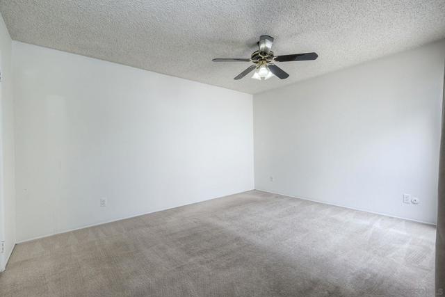 14745 Caminito Orense Este, San Diego CA: https://media.crmls.org/mediaz/6668ee09-33b4-4597-b31e-2736d68eb4d1.jpg