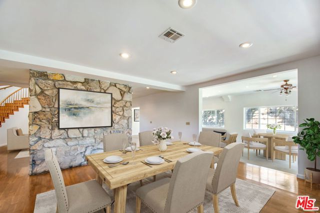 4521 Don Timoteo Drive, Los Angeles CA: https://media.crmls.org/mediaz/6669e7fa-0c99-42bb-b214-6d18776e4699.jpg