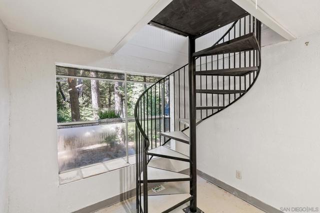 33613 Bailey Meadows Road, Palomar Mountain CA: https://media.crmls.org/mediaz/6669fe63-b2ef-483e-904e-82dfbdd6bc59.jpg