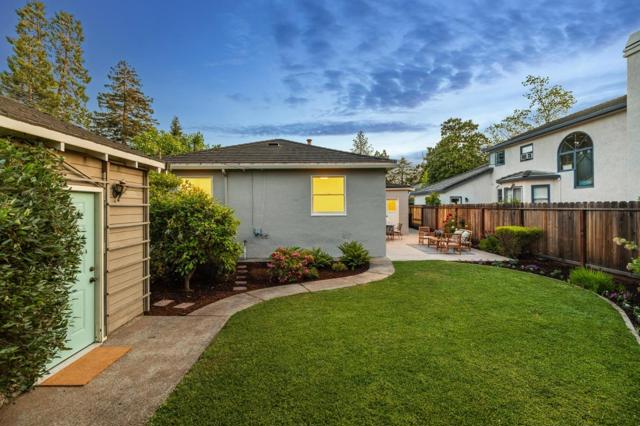 4061 Verdosa Drive, Palo Alto CA: https://media.crmls.org/mediaz/666a2172-564f-426d-8752-5d3cb1fe8661.jpg