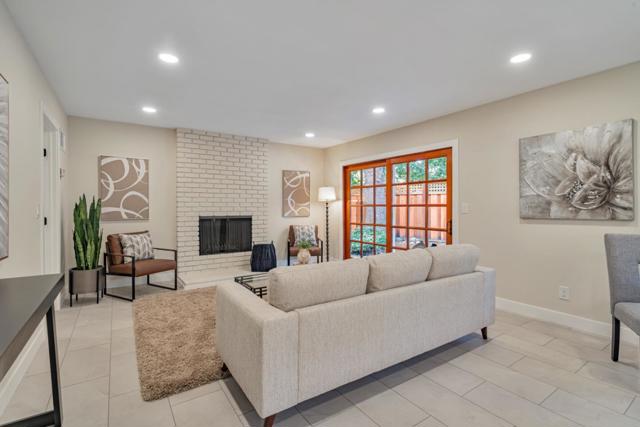3574 Wellesley Court, Mountain View CA: https://media.crmls.org/mediaz/666ab4f2-3027-43b3-8b21-3f6a1c8d87fa.jpg