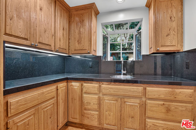 602 Foothill Road photo 21