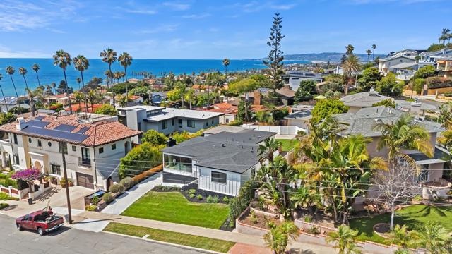 4414 Piedmont Dr, San Diego CA: https://media.crmls.org/mediaz/666b70a5-2e2e-49c9-adf1-cd986083ab34.jpg