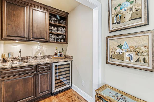 12308 Crayside Lane, Saratoga CA: https://media.crmls.org/mediaz/666baa50-75e8-4a55-be0f-916044b8490b.jpg