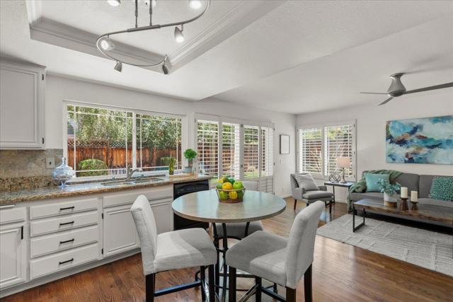 5420 Century Plaza Way, San Jose CA: https://media.crmls.org/mediaz/666c8bad-df21-419e-b848-9692de8c32e1.jpg