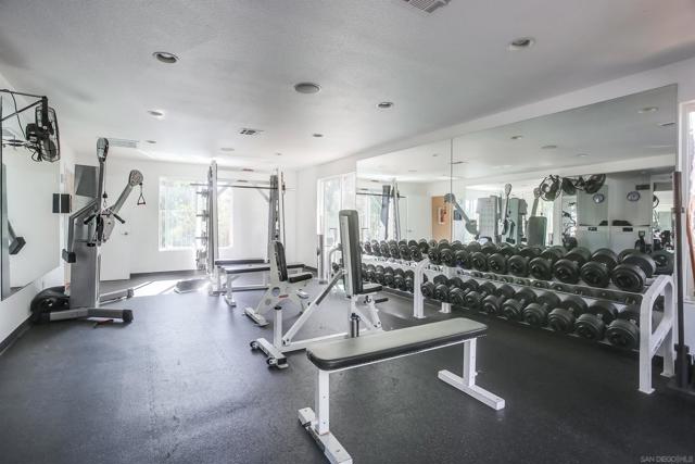3513 Caminito Sierra, Carlsbad CA: https://media.crmls.org/mediaz/666dcb55-9c51-42c7-ae40-2b614aec454f.jpg