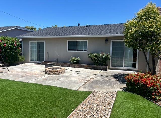 1105 Kentwood Avenue, Cupertino CA: https://media.crmls.org/mediaz/666e3898-f09a-4c5e-a4de-80218e443421.jpg