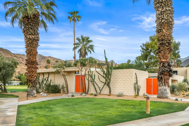 133 Desert Lakes Drive, Palm Springs, CA 92264