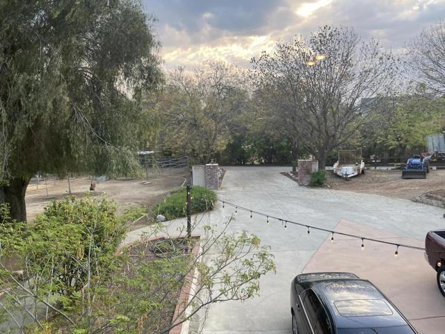 Image 4 of 60 For 38540 38540 Alva Drive
