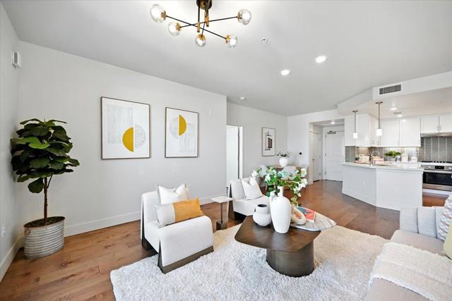 657 Walnut Street, San Carlos CA: https://media.crmls.org/mediaz/666f3245-9f73-4cf9-b293-18adf00b14a7.jpg
