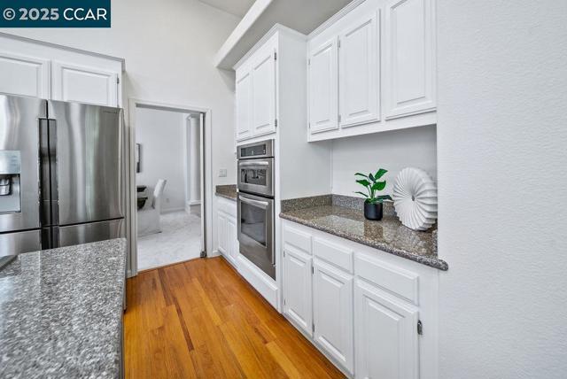 1120 Keith Drive, Concord CA: https://media.crmls.org/mediaz/666f4bb4-374e-4a9f-a1e6-8eefd93bbc54.jpg