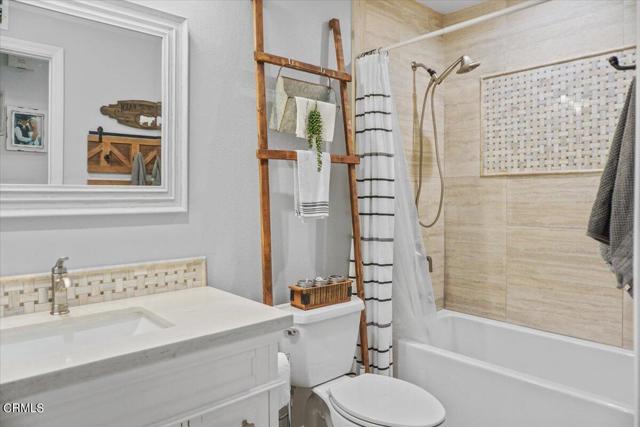 Detail Gallery Image 27 of 44 For 472 Madreselva Ct, Camarillo,  CA 93012 - 4 Beds | 2 Baths