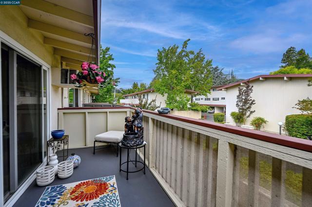2180 Geary Road, Pleasant Hill CA: https://media.crmls.org/mediaz/6670fd15-5ac6-47d0-87c8-bfb9bdc6ebc2.jpg