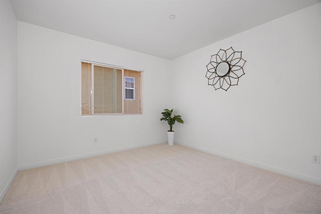 MLS #250043082SD image #27