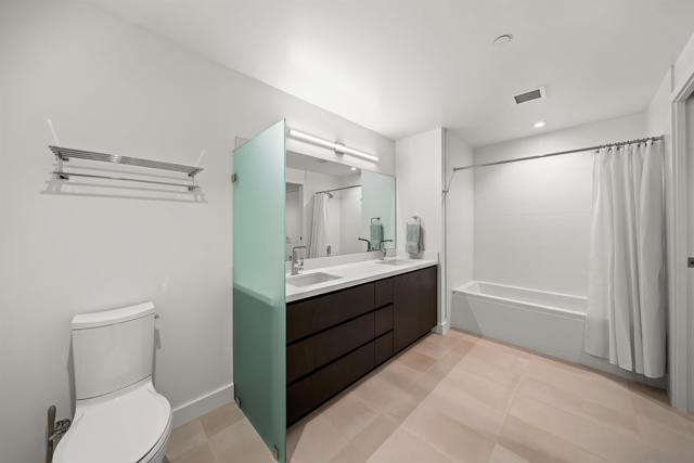 1388 Kettner Blvd, San Diego CA: https://media.crmls.org/mediaz/66731cda-4272-472c-b1a4-a3733eeafdcb.jpg