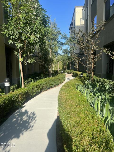 Detail Gallery Image 4 of 18 For 2820 Wagon Wheel Road #302,  Oxnard,  CA 93036 - 3 Beds | 2/1 Baths