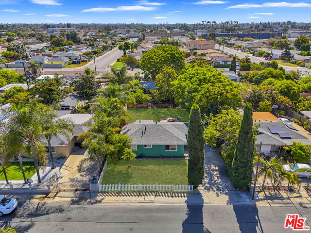 11862 Santa Maria Street, Stanton CA: https://media.crmls.org/mediaz/66735074-898e-4589-a0ec-d1154ed00154.jpg