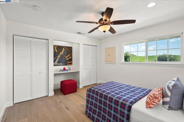 5388 Doolan Rd, Livermore CA: https://media.crmls.org/mediaz/6673face-bb73-4b31-ac94-636ecbdacd80.jpg