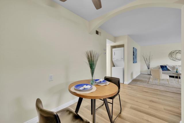 Detail Gallery Image 13 of 39 For 5511 Adelaide Ave #27,  San Diego,  CA 92115 - 2 Beds | 1 Baths