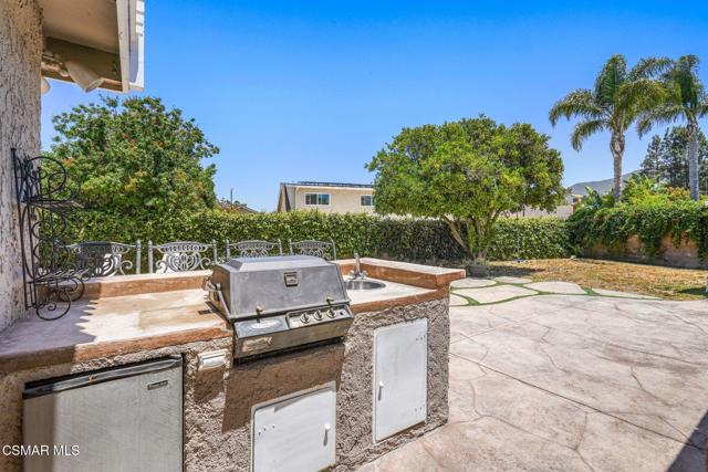2607 Lander Court, Newbury Park CA: https://media.crmls.org/mediaz/6674cb70-7a85-4817-b6d7-6580a2106ec7.jpg
