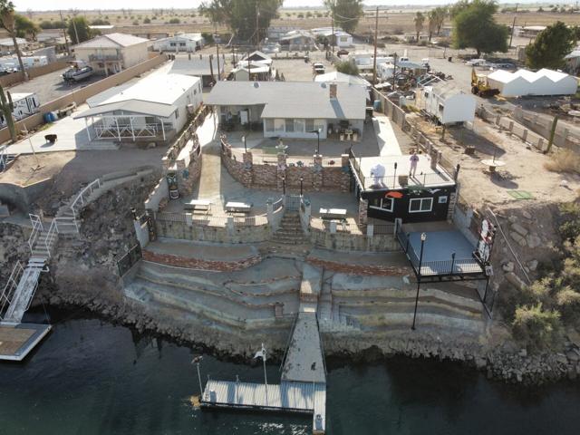 5682 Colorado River Road, Blythe CA: https://media.crmls.org/mediaz/66760c72-53f1-4c77-86eb-84a65a993f35.jpg