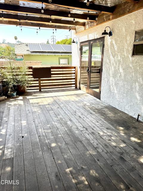2106 Yosemite Drive, Los Angeles CA: https://media.crmls.org/mediaz/66761417-4e4d-4257-aef7-449ad4e54336.jpg