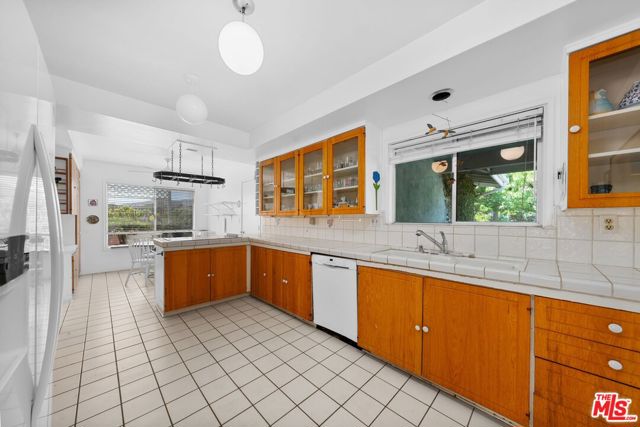 Drew Fenton | 370 Surfview Drive Pacific Palisades CA | MLS: 7385263 Drew Fenton | 370 Surfview Drive Pacific Palisades CA | MLS: 7385263