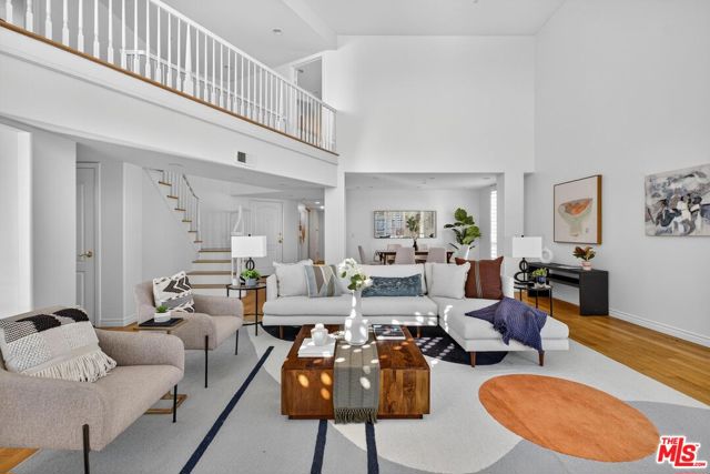 10307 Missouri Avenue, Los Angeles CA: https://media.crmls.org/mediaz/66781132-1054-4e4c-b283-0288c2bcc8b5.jpg