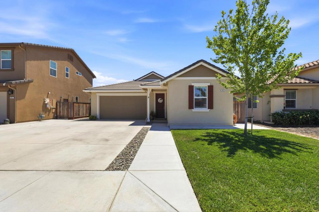2923 Kings Way