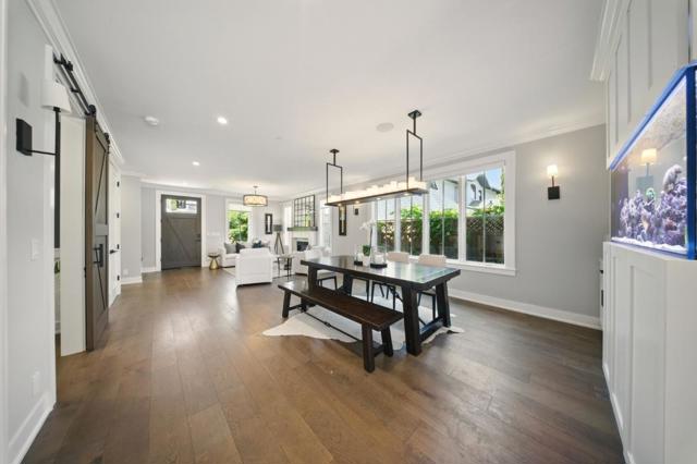 852 Paloma Avenue, Burlingame CA: https://media.crmls.org/mediaz/667a5e8e-5e59-461d-87c7-3e9b83dc5029.jpg