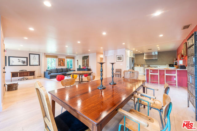 1207 Poinsettia Drive, West Hollywood CA: https://media.crmls.org/mediaz/667aca9c-5b8a-40b5-9caa-6505fadf2f8b.jpg