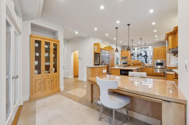 24292 Elise Court, Los Altos Hills CA: https://media.crmls.org/mediaz/667bd9a2-10d7-4276-980c-51fda30c655f.jpg