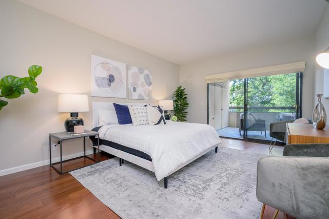 1280 Sharon Park Drive, Menlo Park CA: https://media.crmls.org/mediaz/667d91c4-0cca-4c88-840a-cd9364839e72.jpg