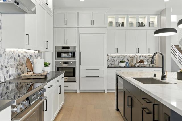 1691 S Wren Street, Dublin CA: https://media.crmls.org/mediaz/667e06e3-d064-4ad5-9ba0-dcb43ae2e3de.jpg