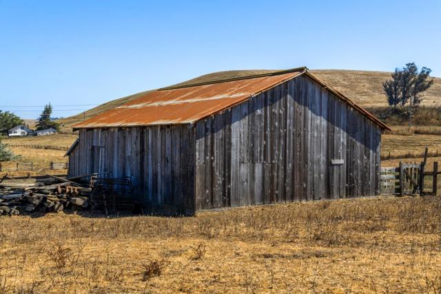 14550 Valley Ford Estero, Valley Ford CA: https://media.crmls.org/mediaz/667e4928-ff5f-459b-8f0f-934dd75a6d23.jpg