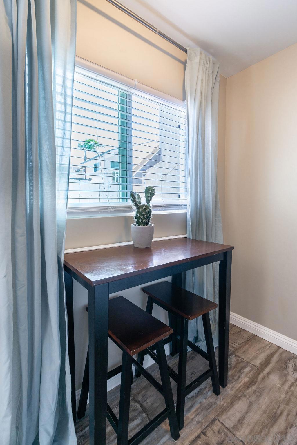 847 Beryl St - photo 10